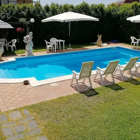 Papale Bed & Breakfast 3*